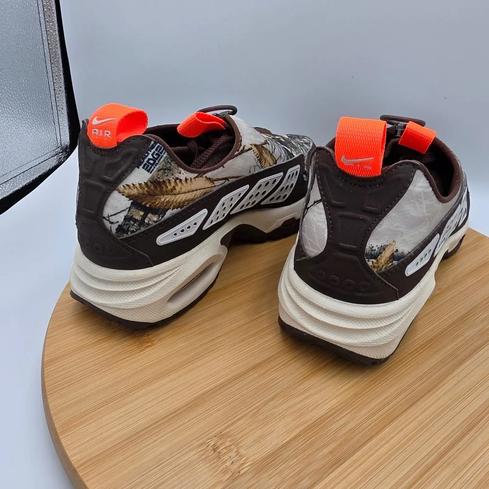 Nike Air Max Sunder Realtree Camo Brown Orange Sneakers Mens 6 Womens 7.5